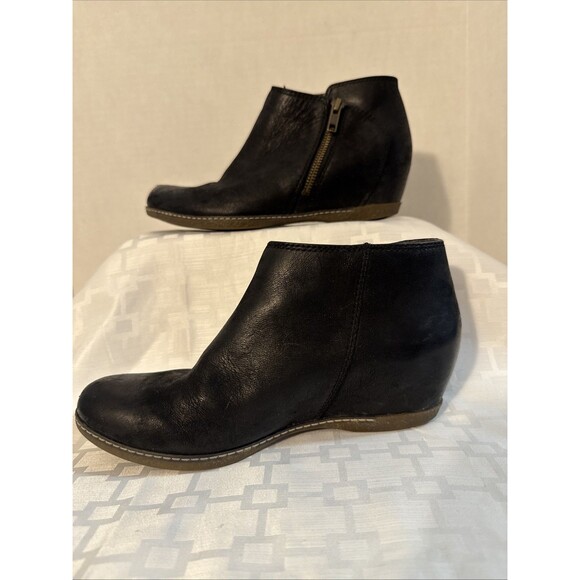 Dansko Lettie Women's 37 EU/6.5 US Black Leather Hidden Wedge Ankle Bootie - Picture 11 of 11